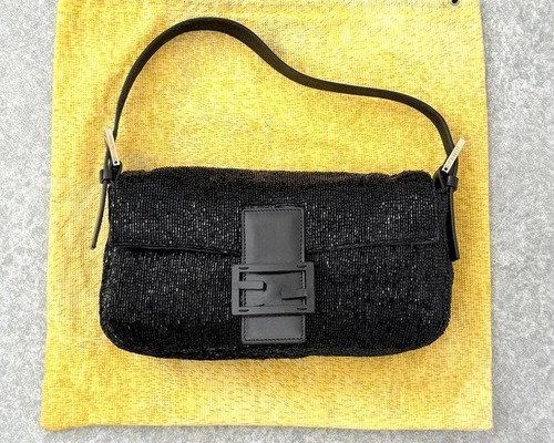 FENDI Mamma Baguette and its original storage bag